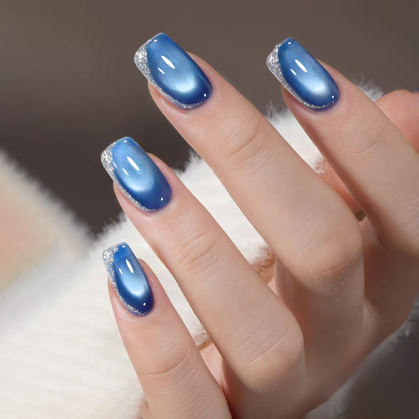 1pcs SHAKA Sapphire Glass Bead - огляд і ціна Nail Art Ice Blue