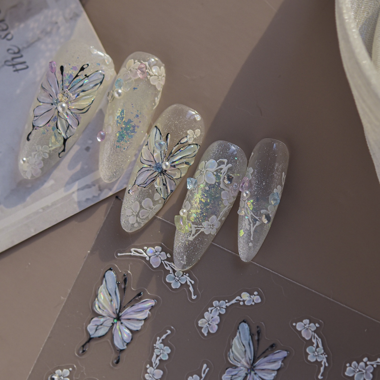 Blue Butterfly Ice Laser Blue  - огляд і ціна Nail Art Ice Blue