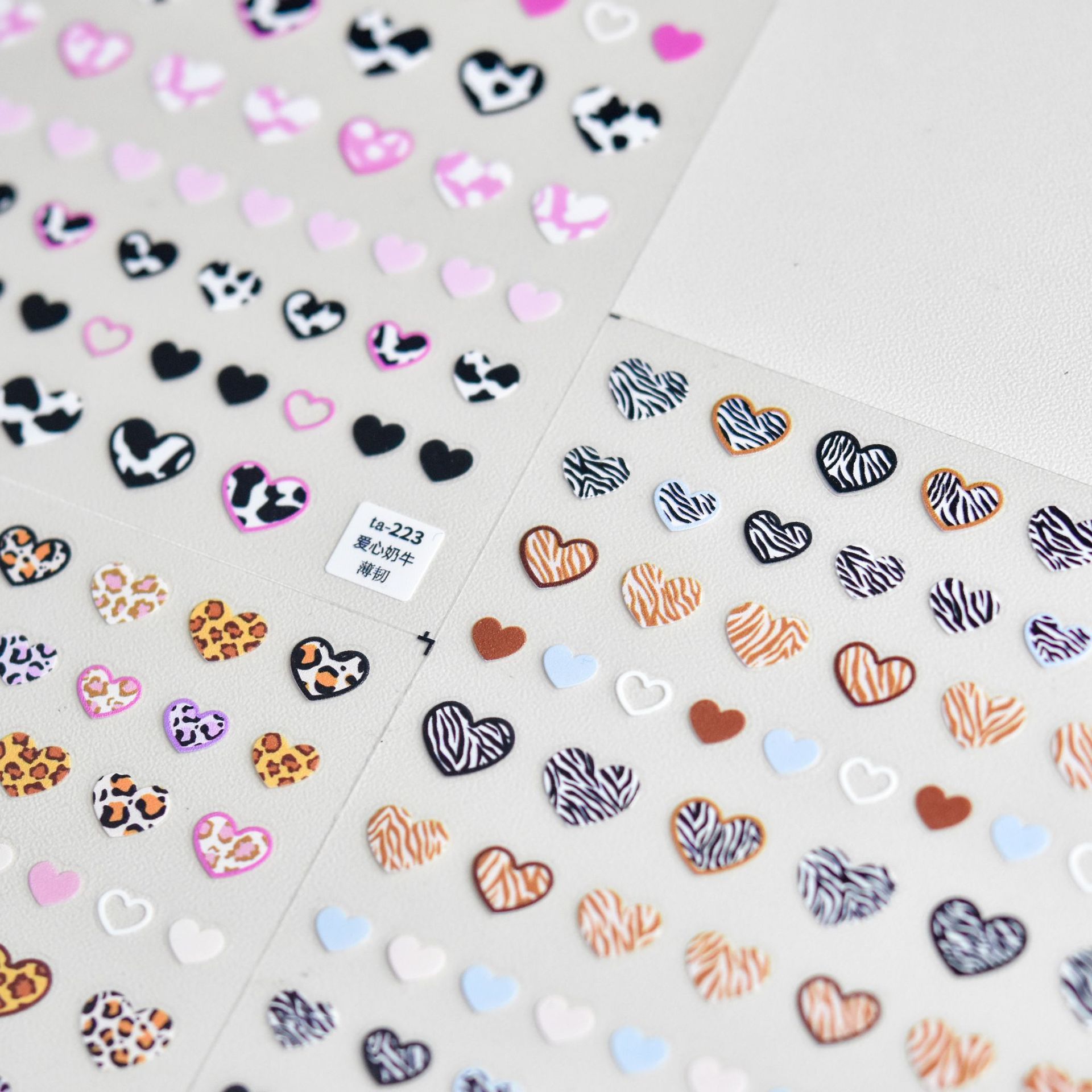 Animal Patterned Love Heart Na - огляд і ціна Nail Art Zebra Design